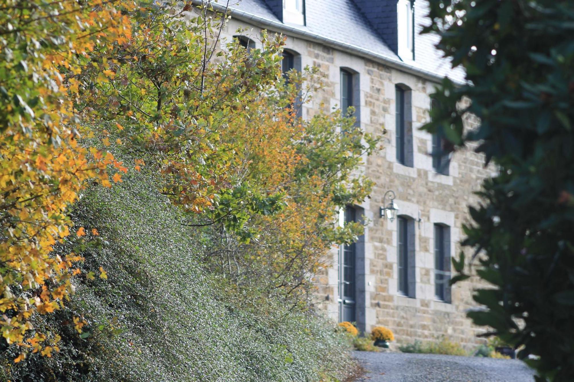La Theresienne Pleines-Oeuvres Extérieur photo